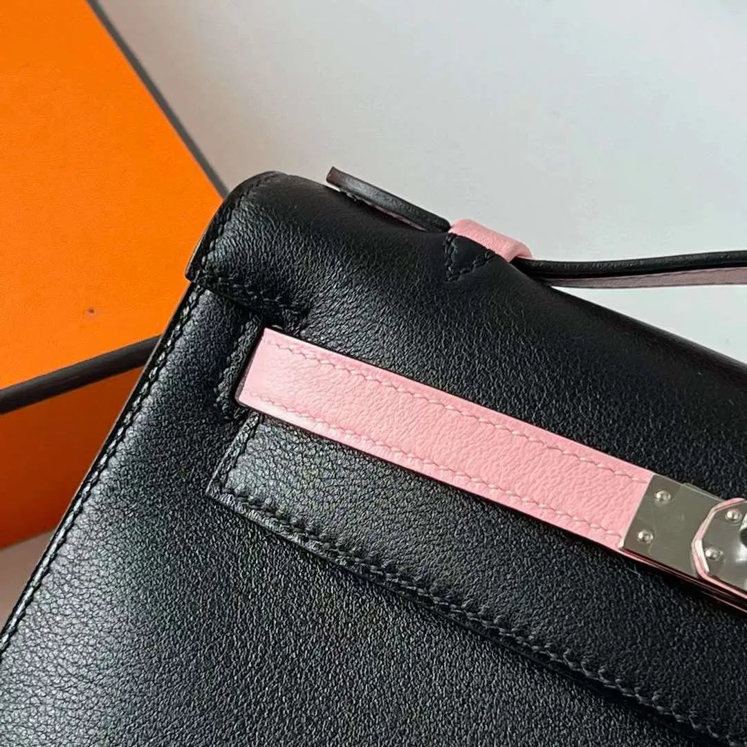 Kelly Pochette 22