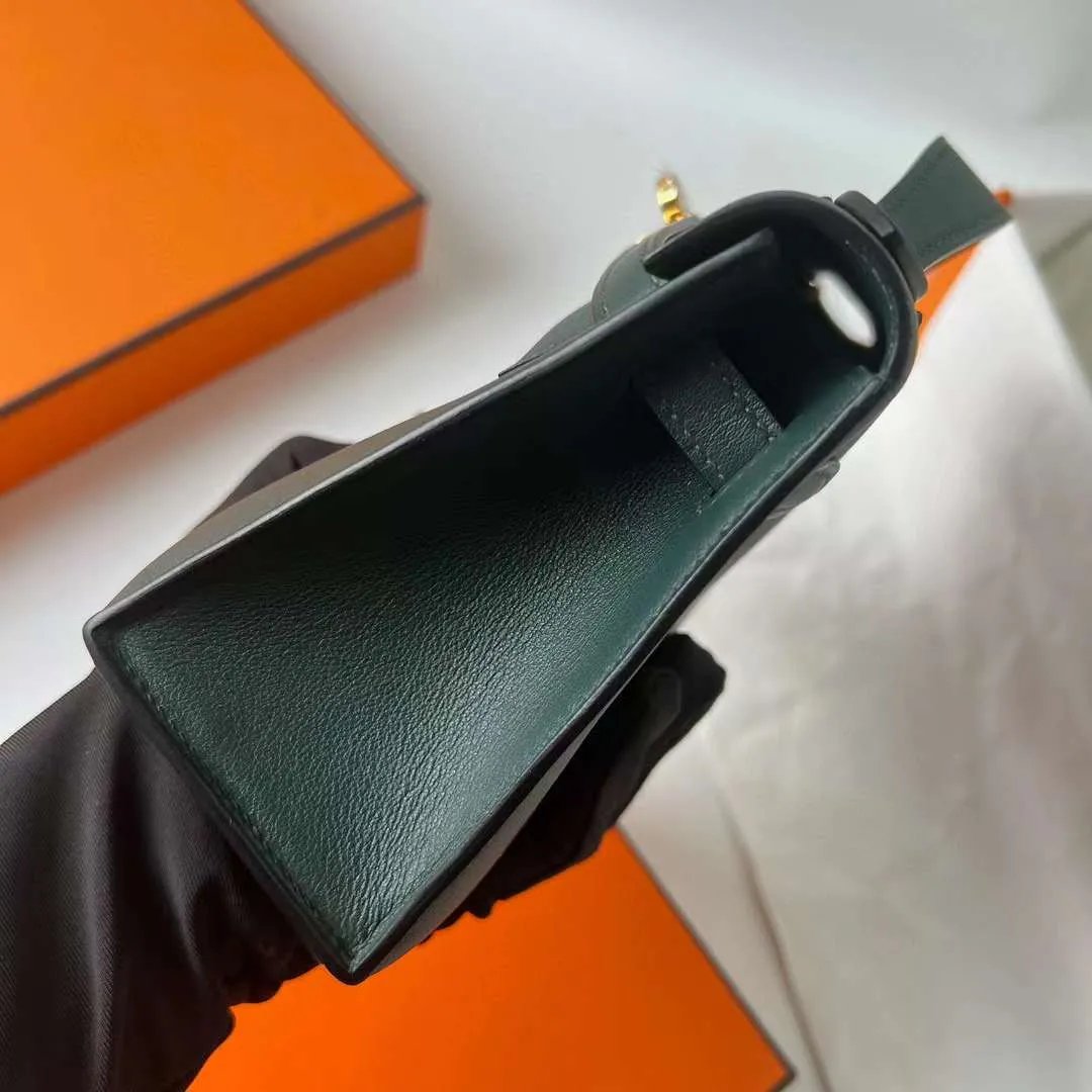 Kelly Pochette 22