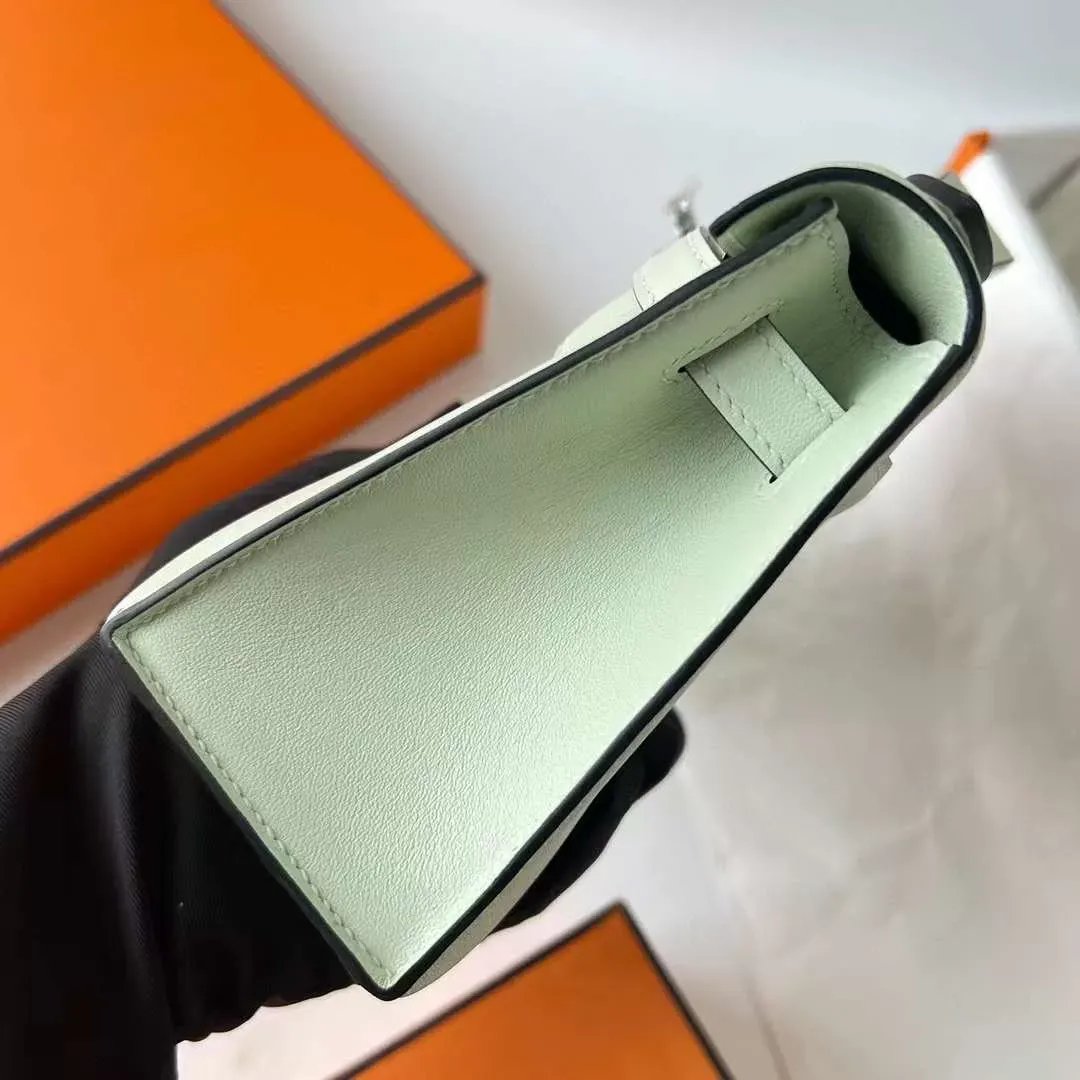Kelly Pochette 22
