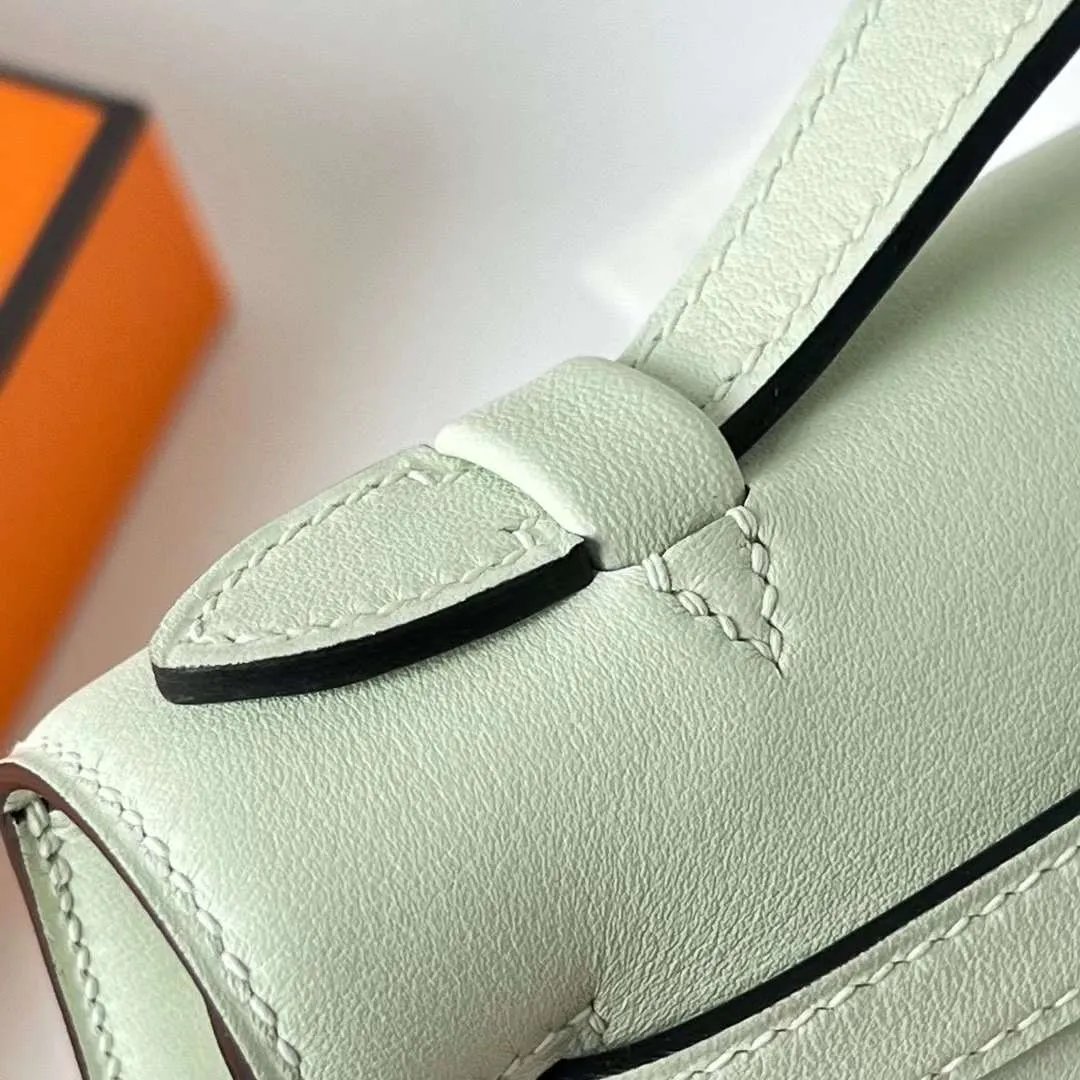 Kelly Pochette 22