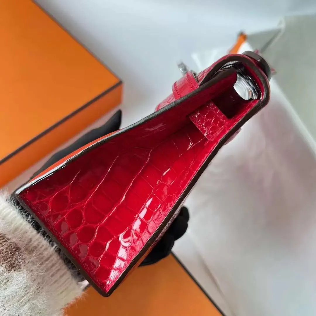 Kelly Pochette 22