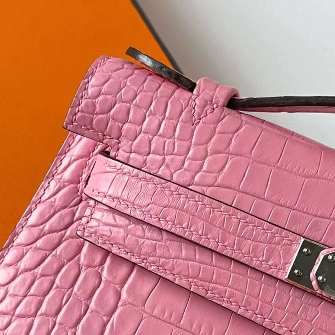 Kelly Pochette 22