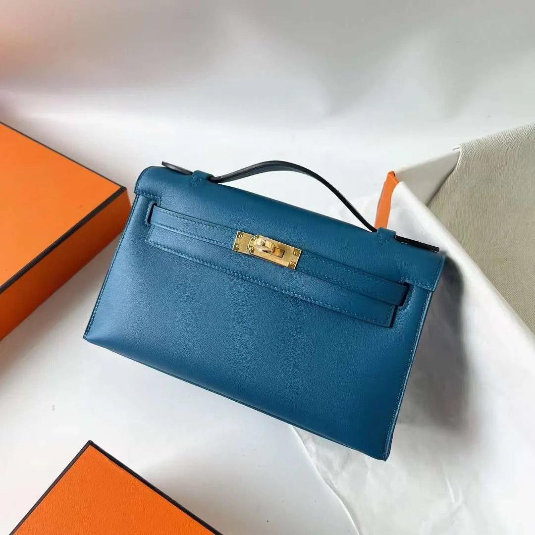 Kelly Pochette 22