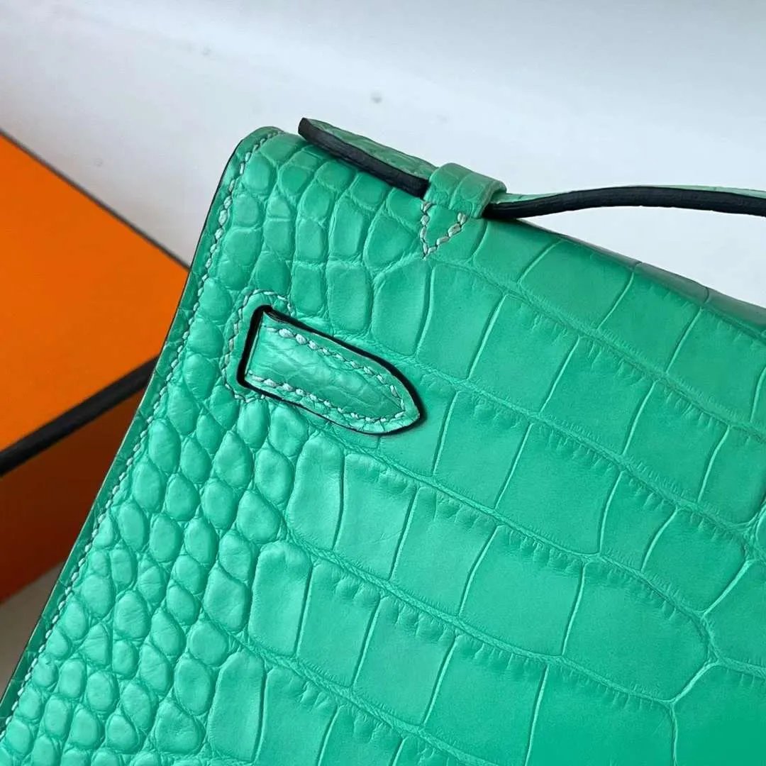 Kelly Pochette 22