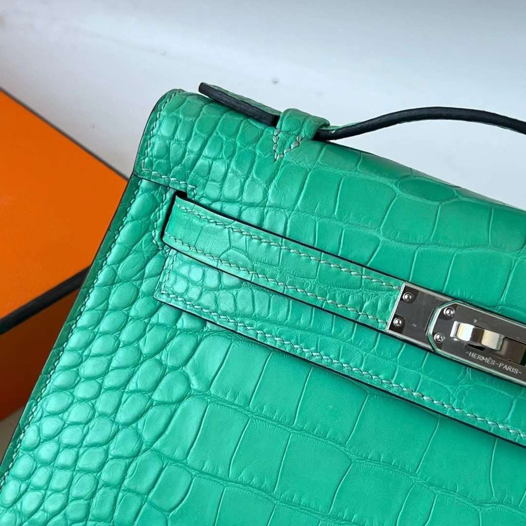 Kelly Pochette 22