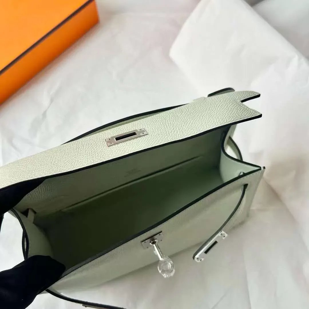 Kelly Pochette 22