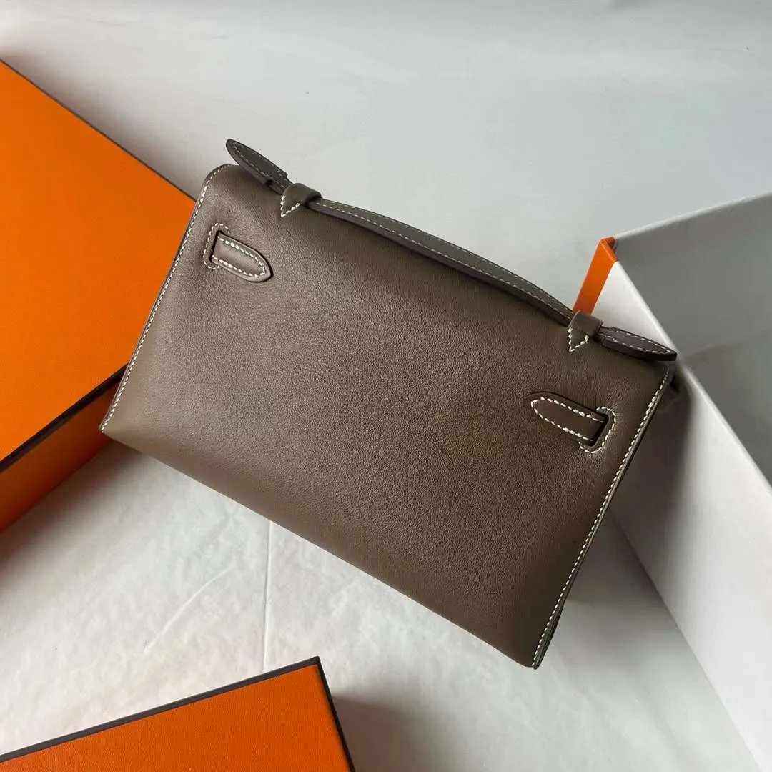Kelly Pochette 22