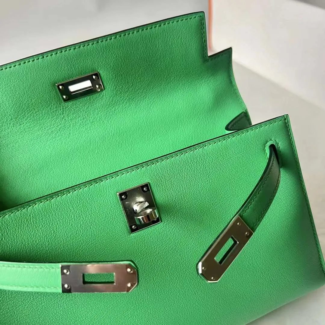 Kelly Pochette 22
