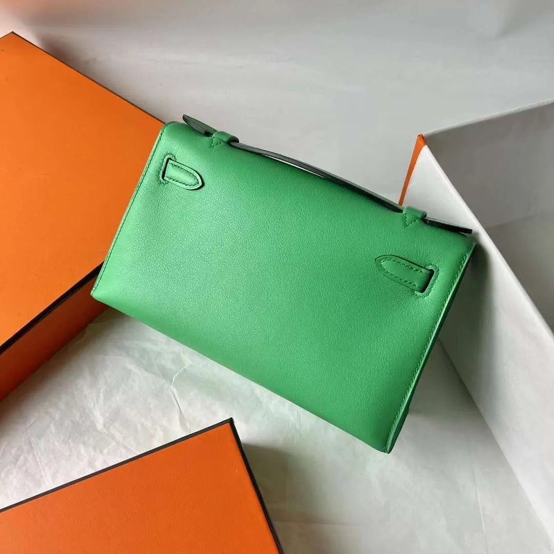 Kelly Pochette 22