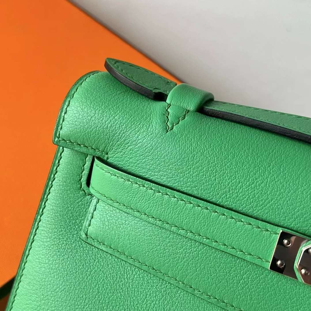 Kelly Pochette 22