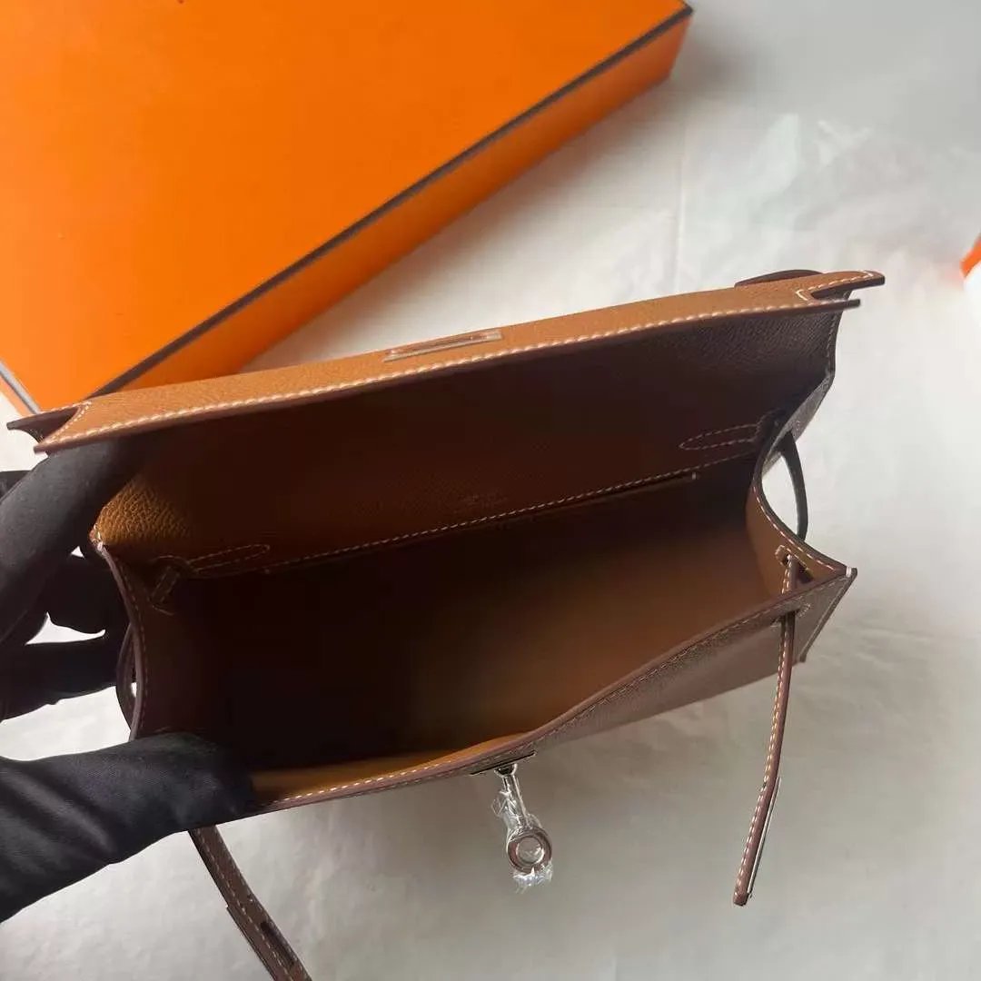 Kelly Pochette 22