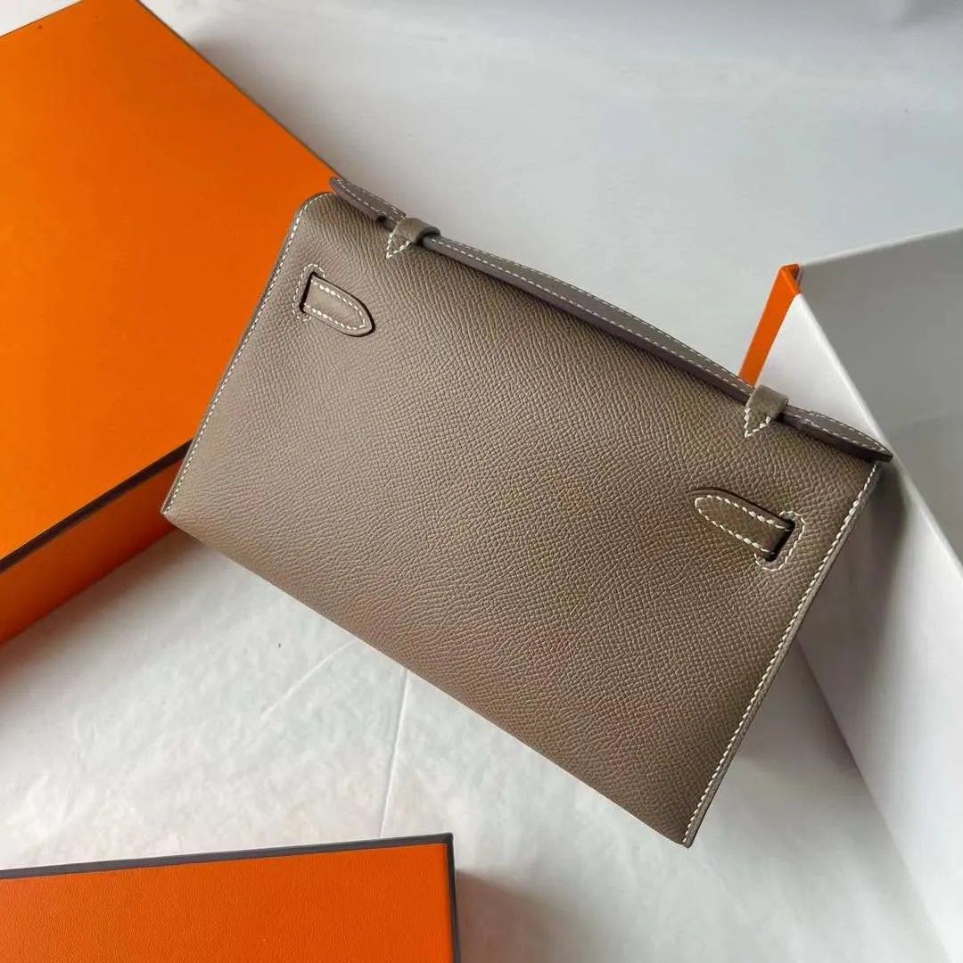 Kelly Pochette 22