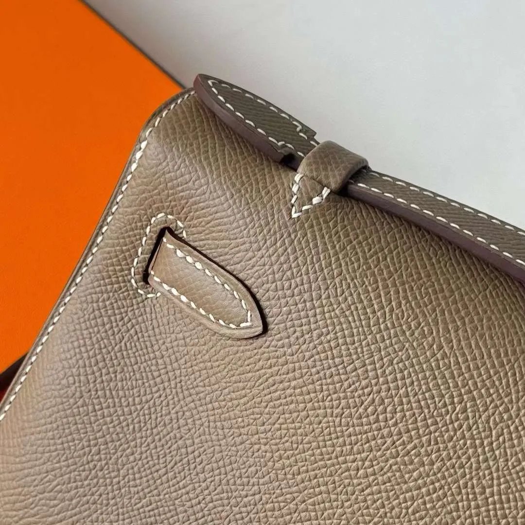 Kelly Pochette 22