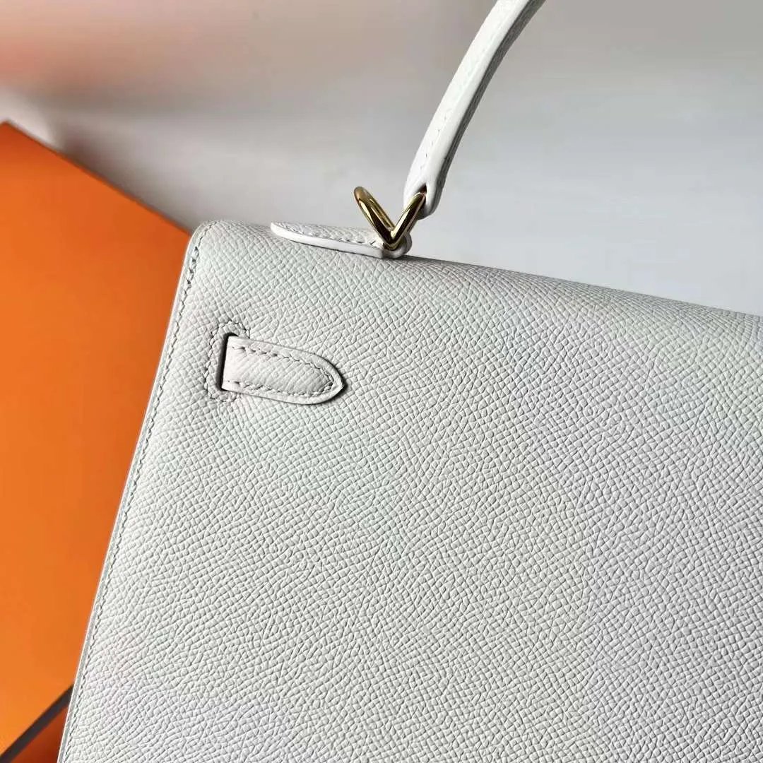 Kelly 25