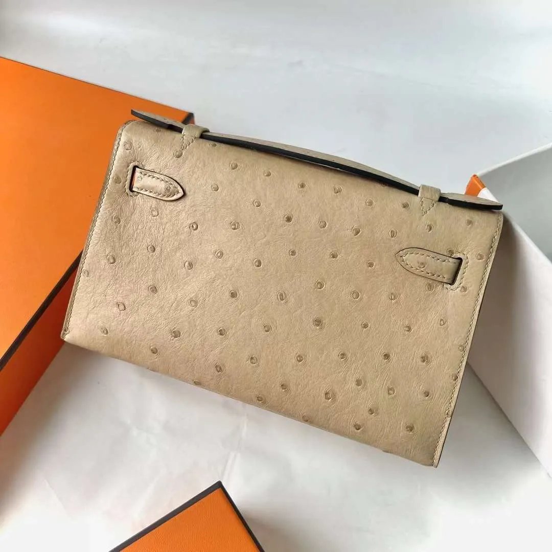 Kelly Pochette 22