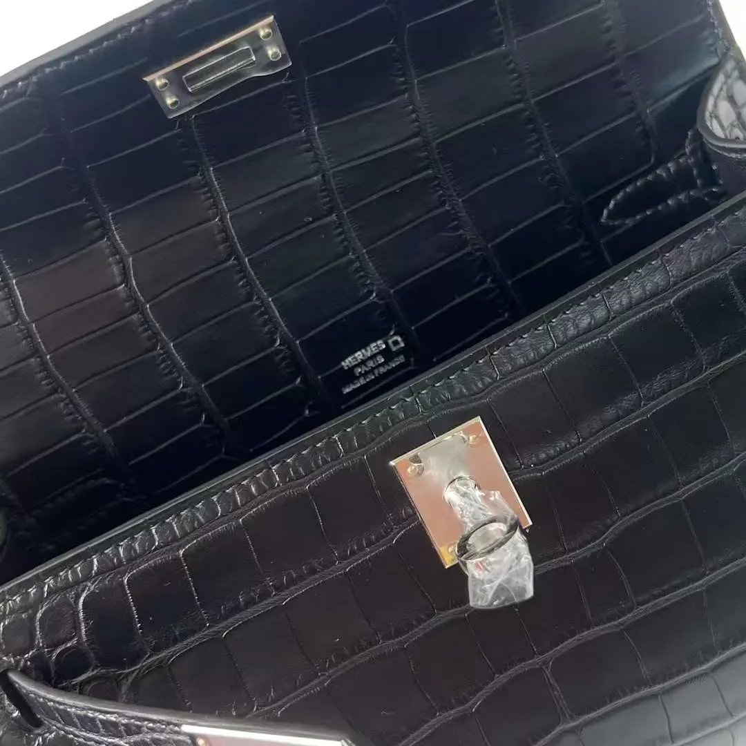 Kelly Pochette 22