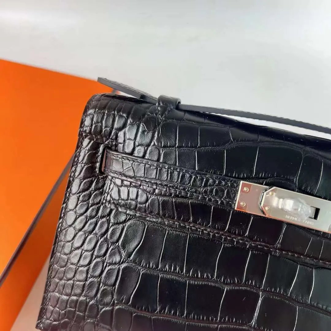 Kelly Pochette 22