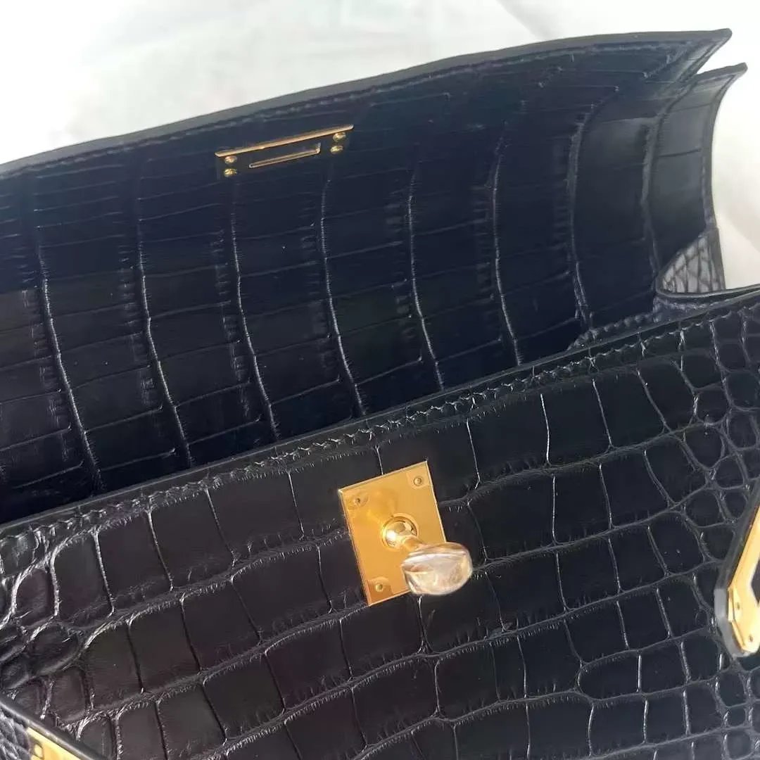Kelly Pochette 22