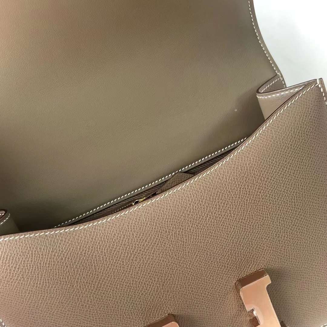 Constance 24