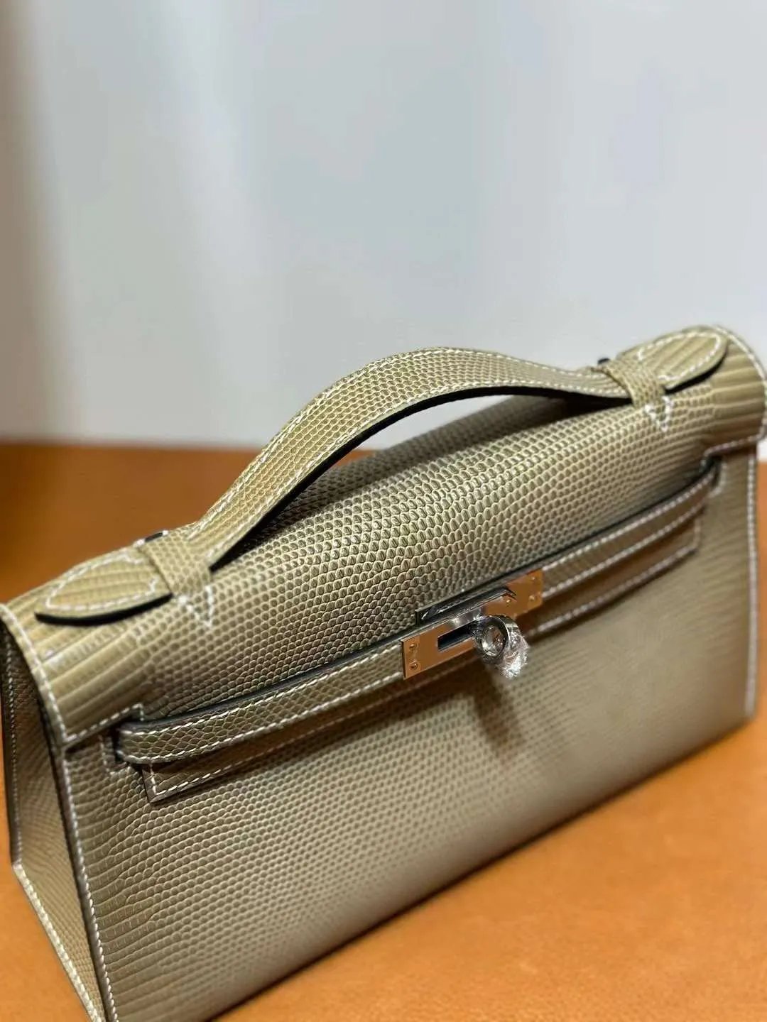 Kelly Pochette 22