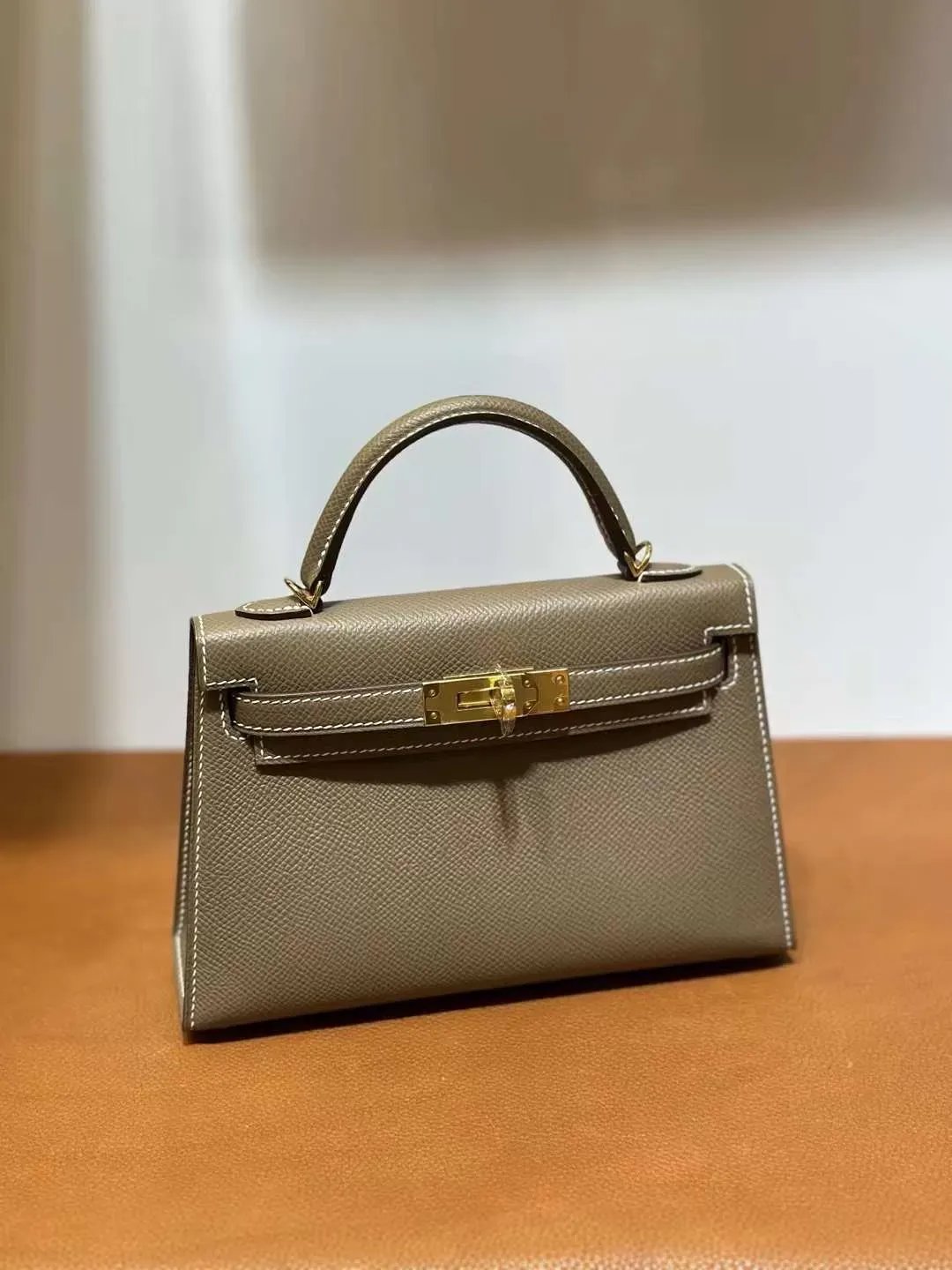 Mini Kelly 19