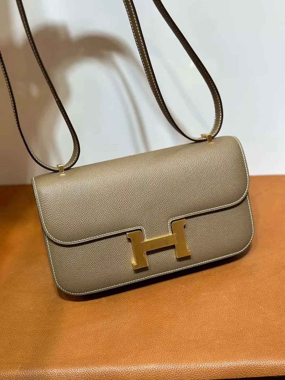 Constance Elan 23