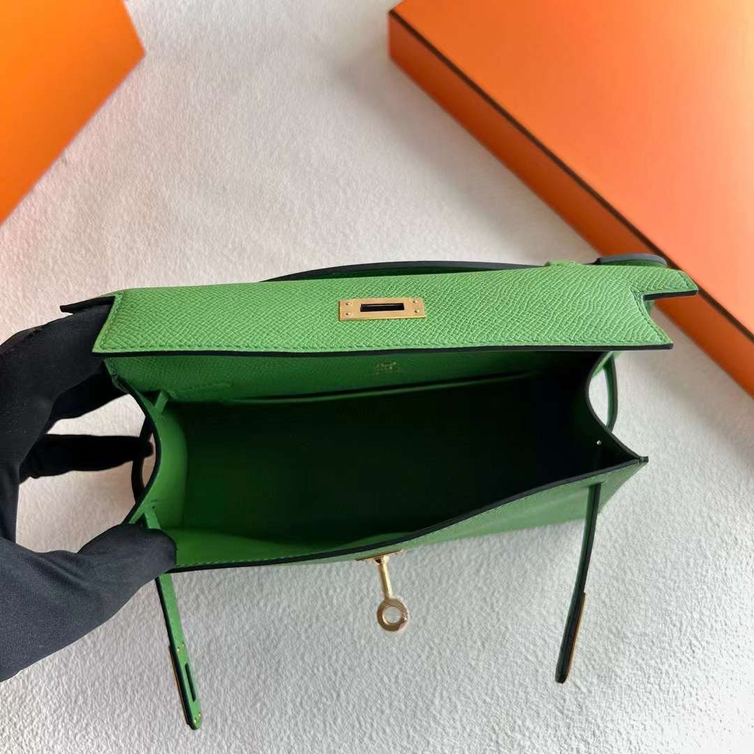 Kelly Pochette 22