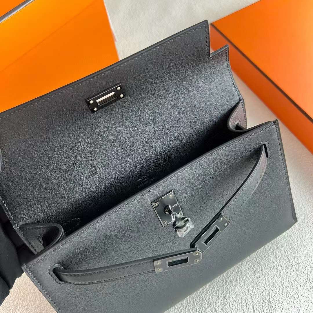 Kelly Pochette 22