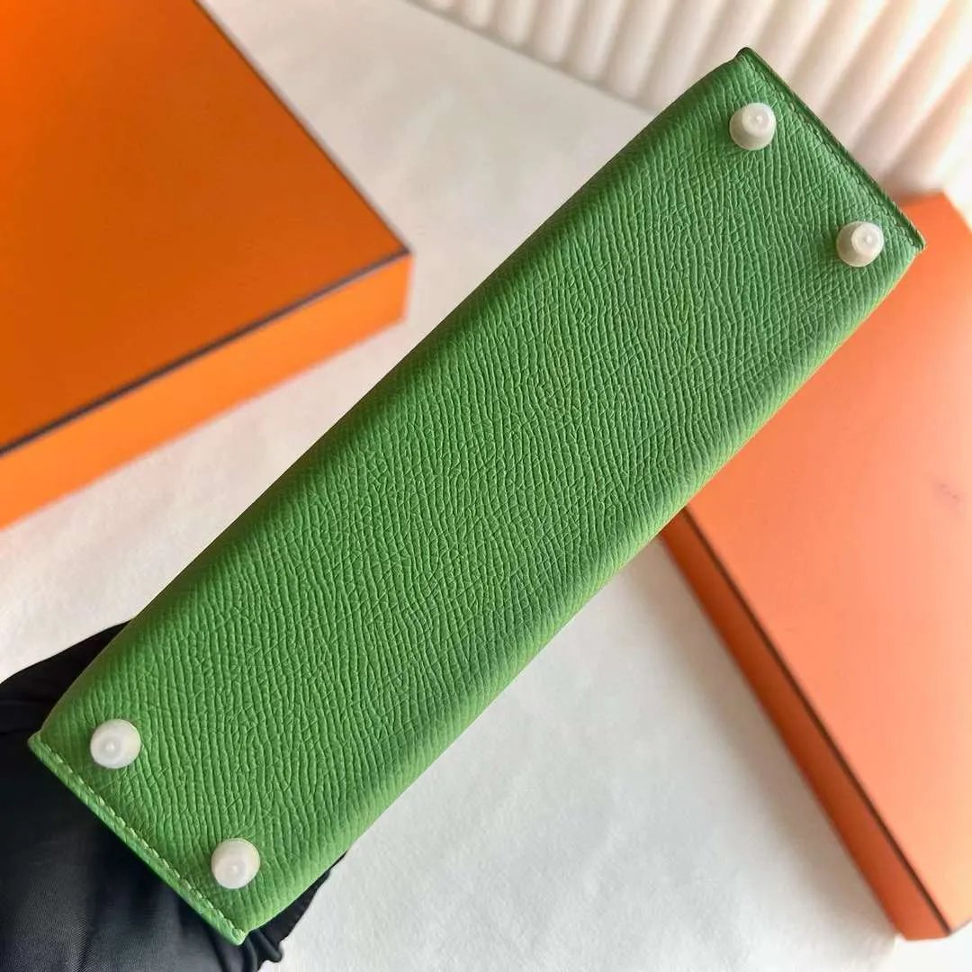 Mini Kelly 19