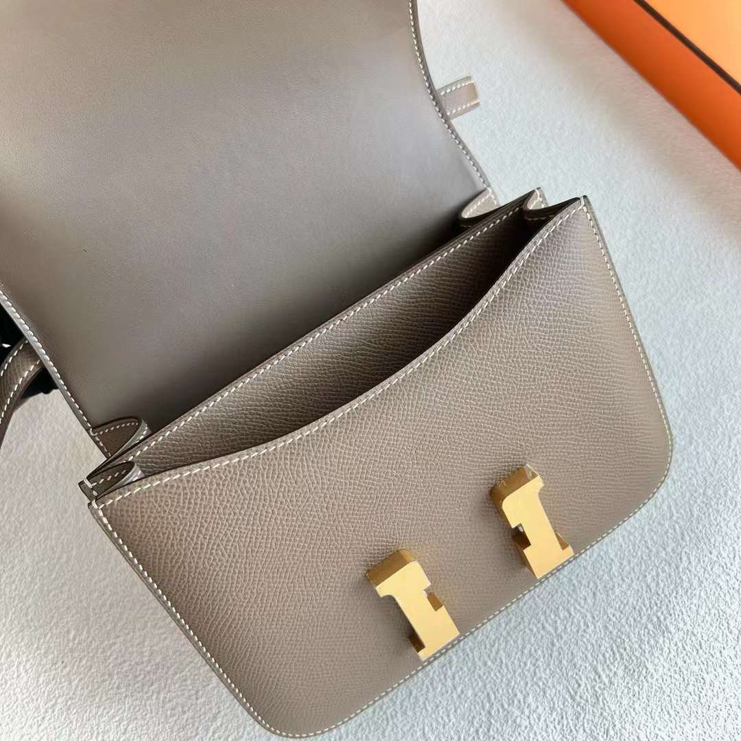 Constance 18