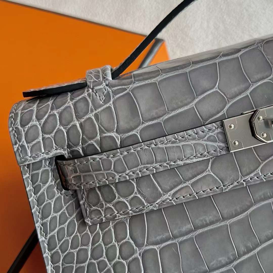 Kelly Pochette 22