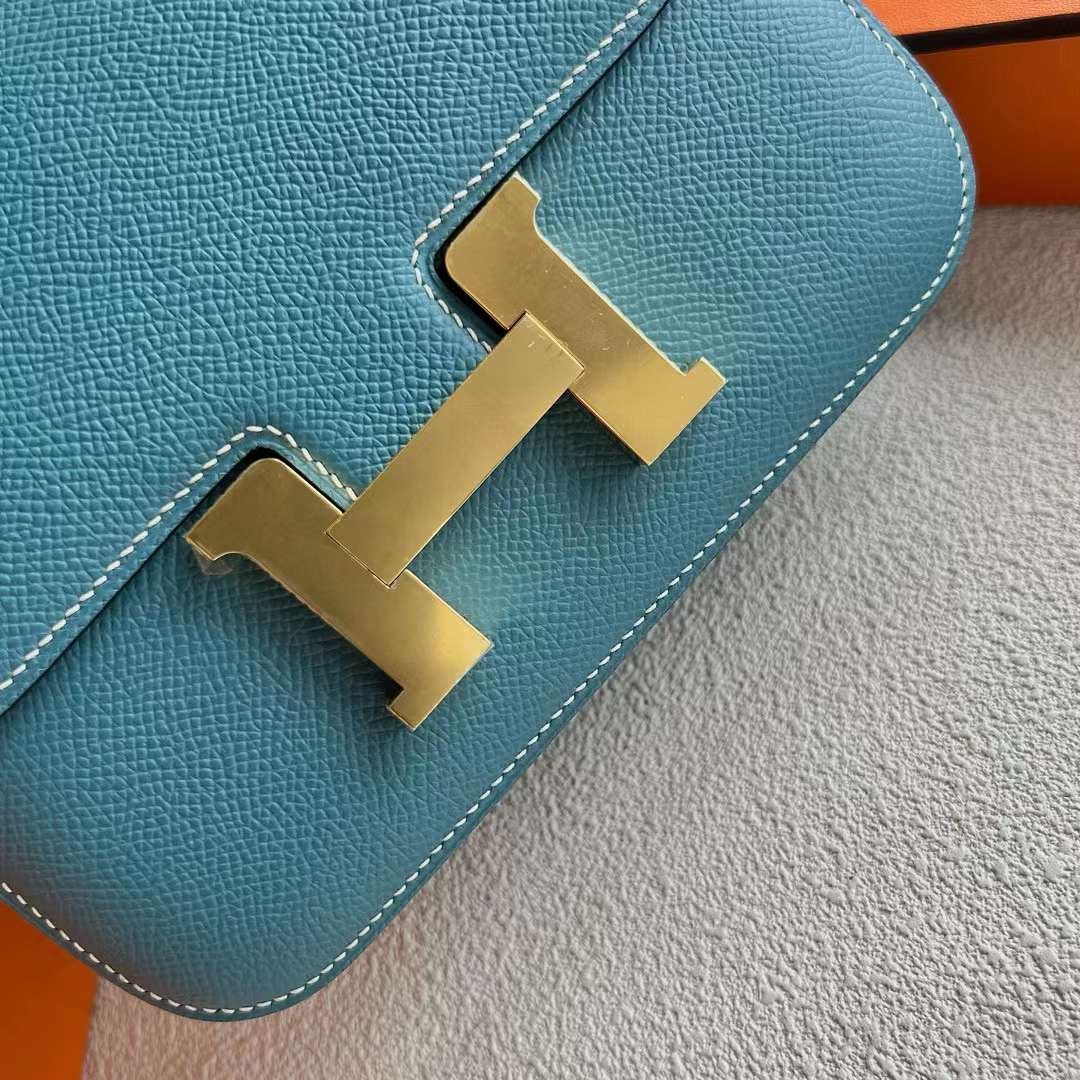 Constance 18