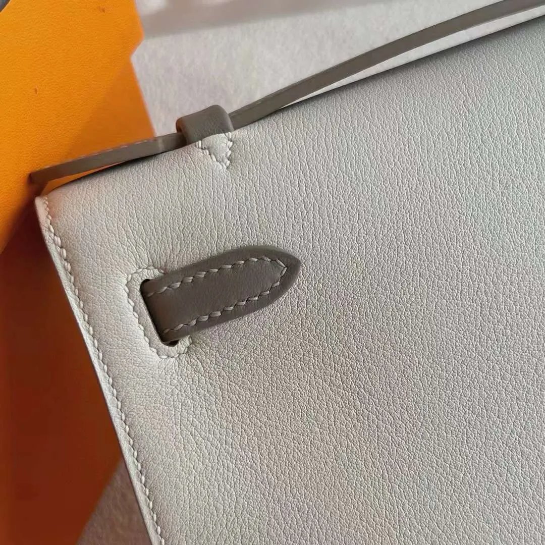 Kelly Pochette 22