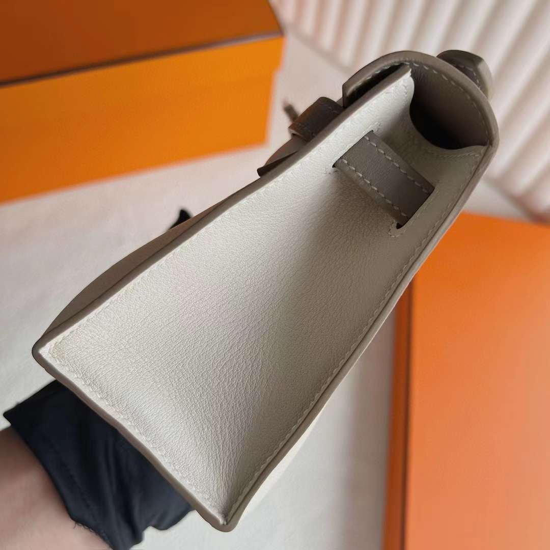 Kelly Pochette 22
