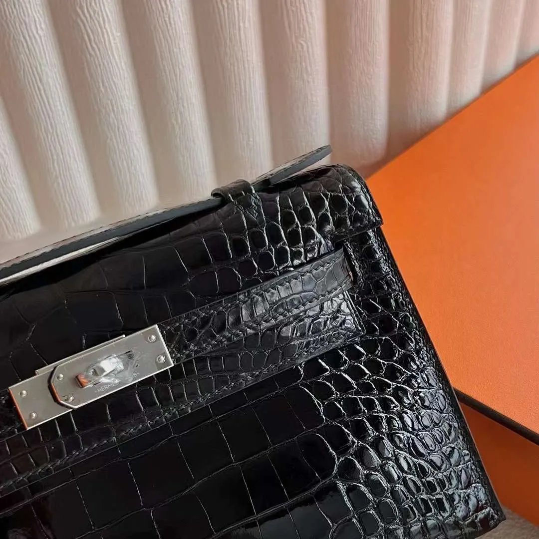 Kelly Pochette 22