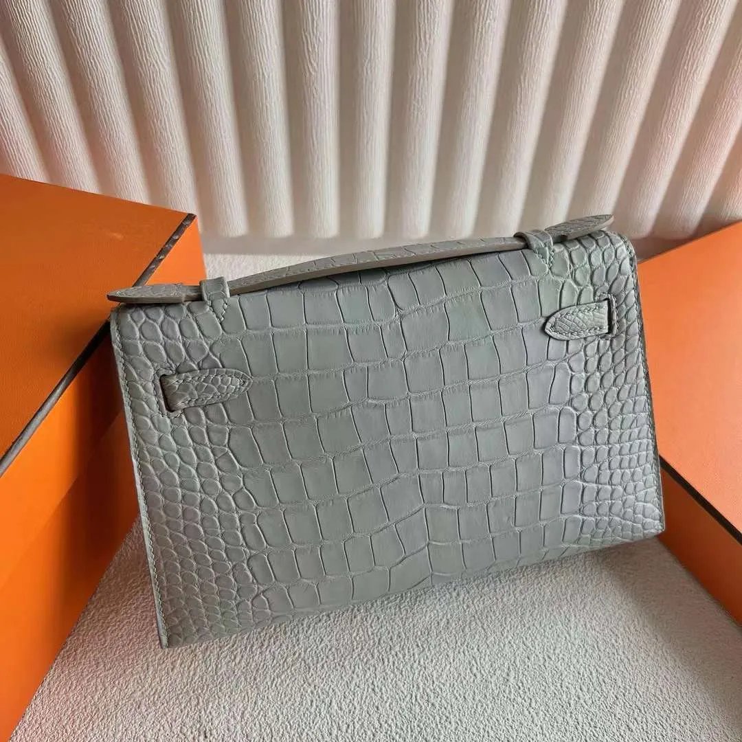 Kelly Pochette 22