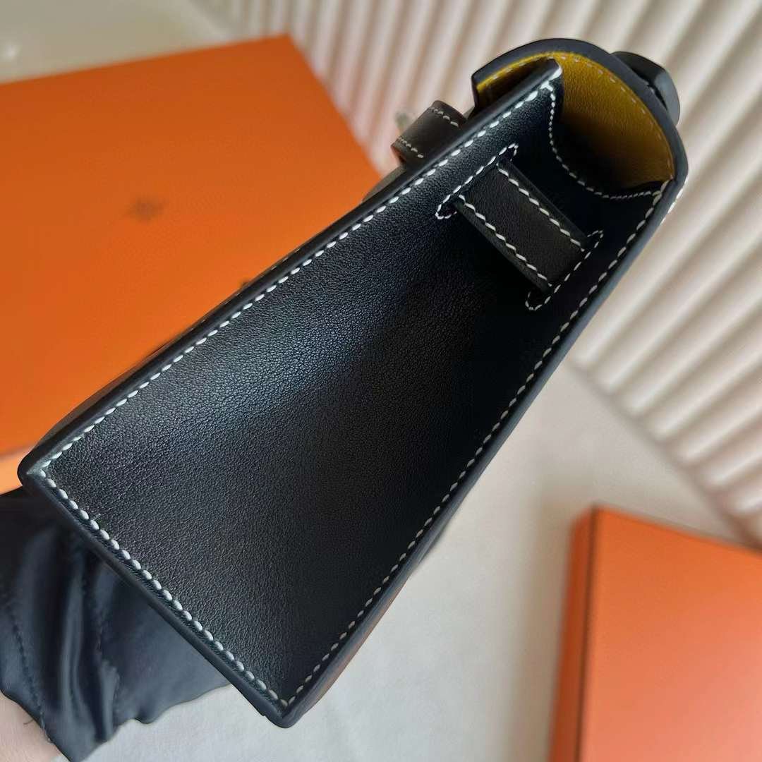 Kelly Pochette 22
