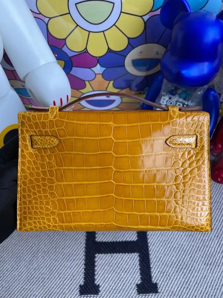 Kelly Pochette 22
