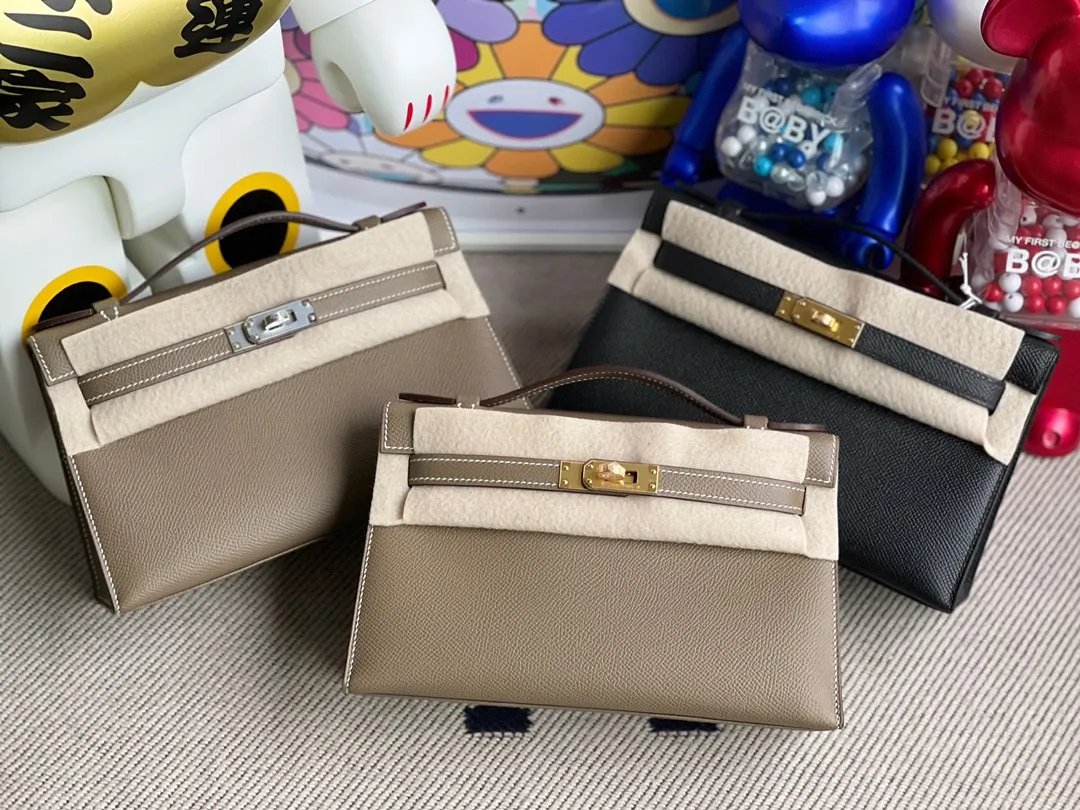 Kelly Pochette 22