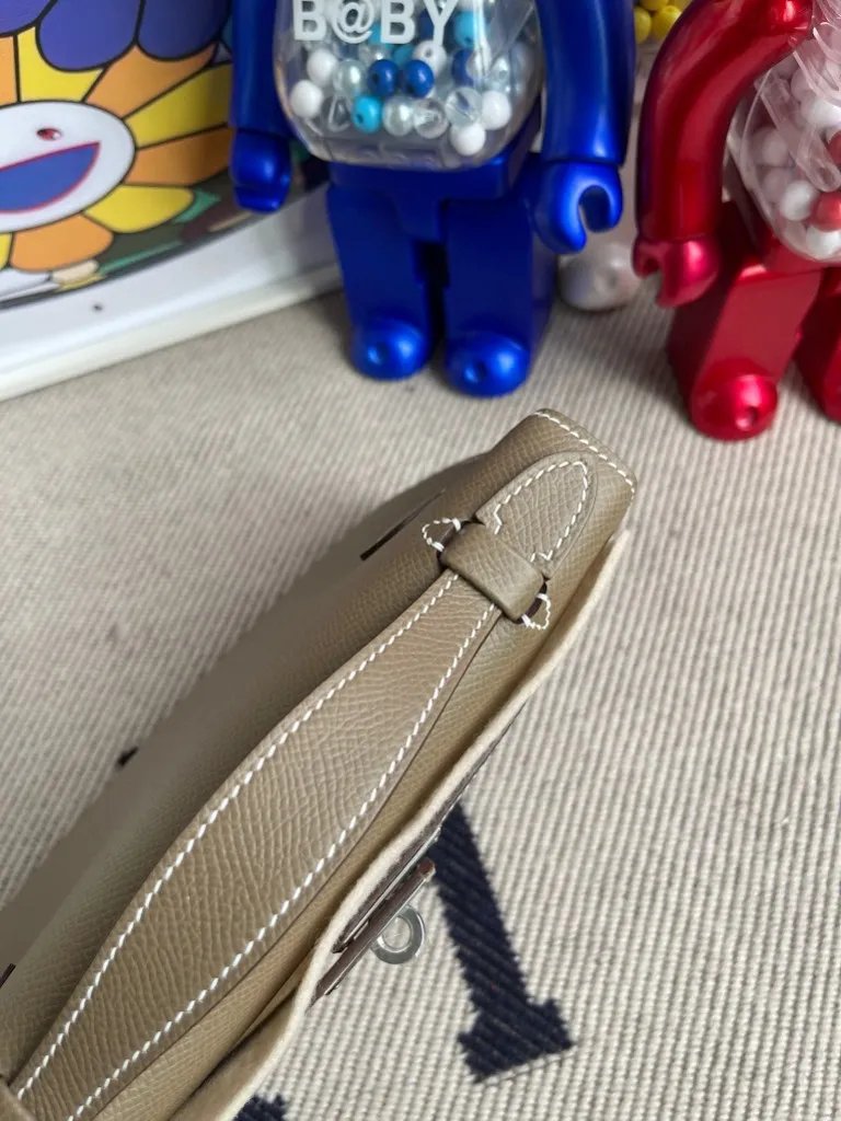 Kelly Pochette 22