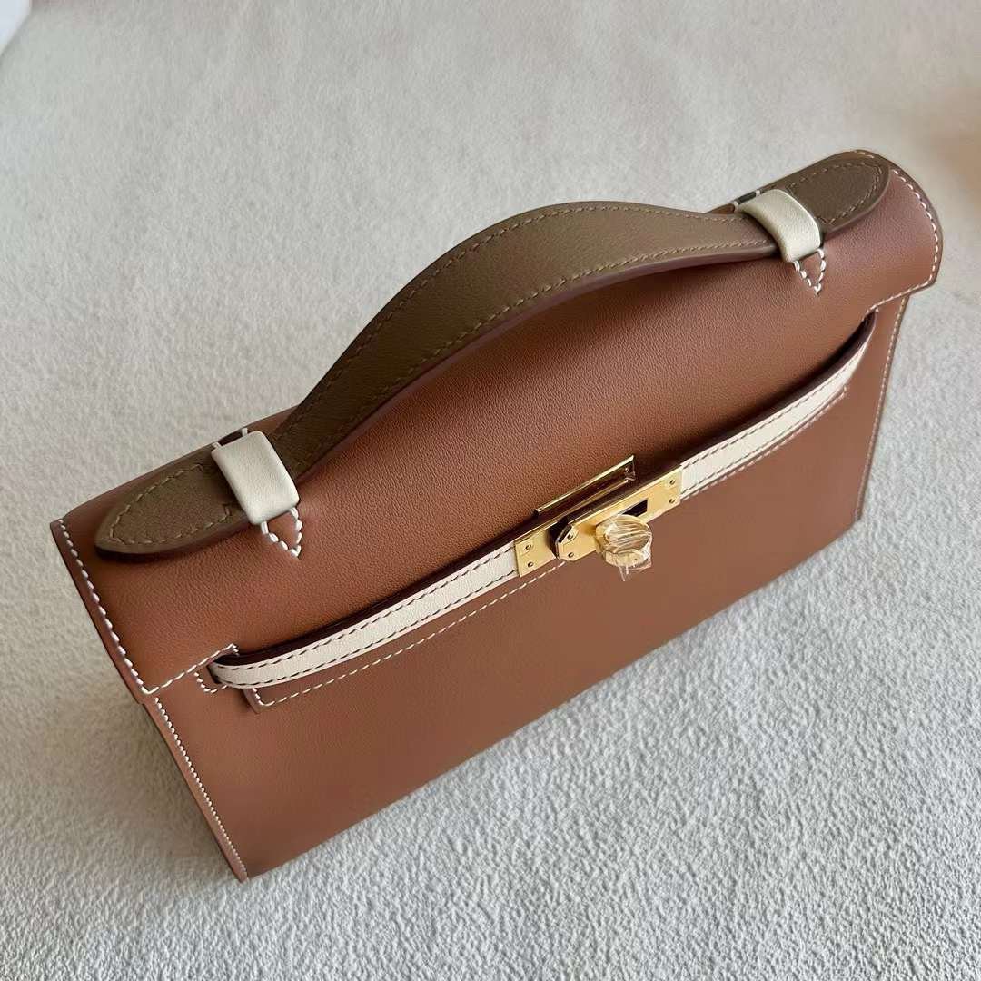 Kelly Pochette 22