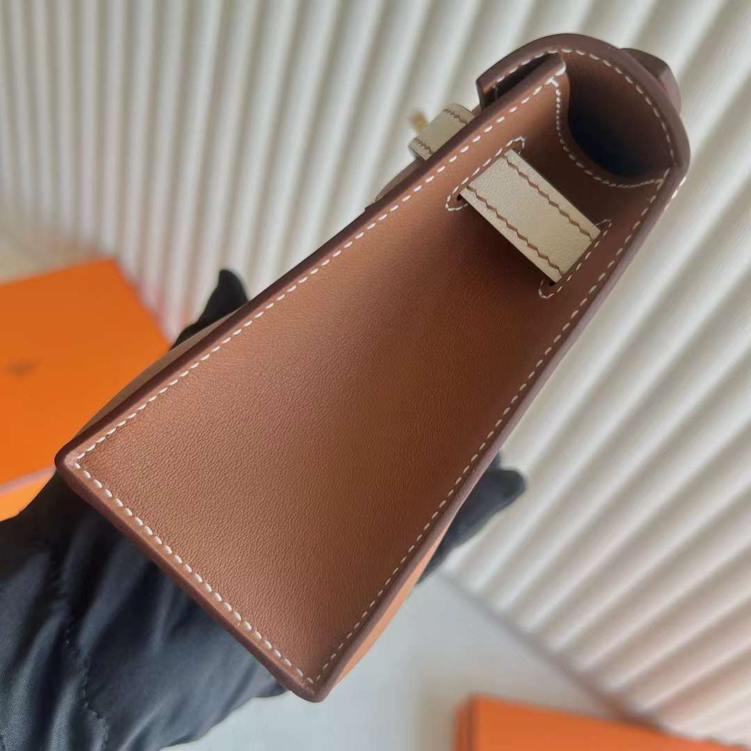 Kelly Pochette 22