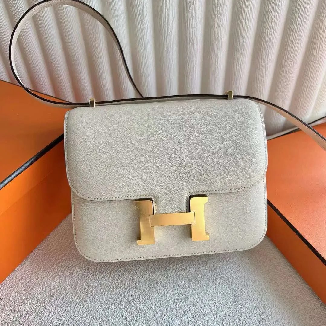 Constance 18