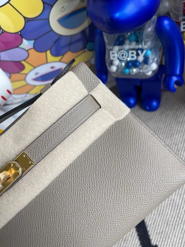 Kelly Pochette 22