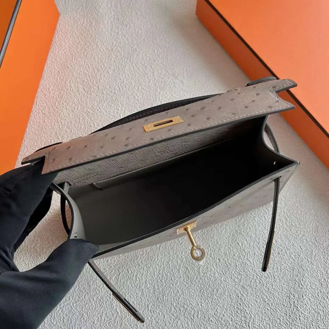 Kelly Pochette 22