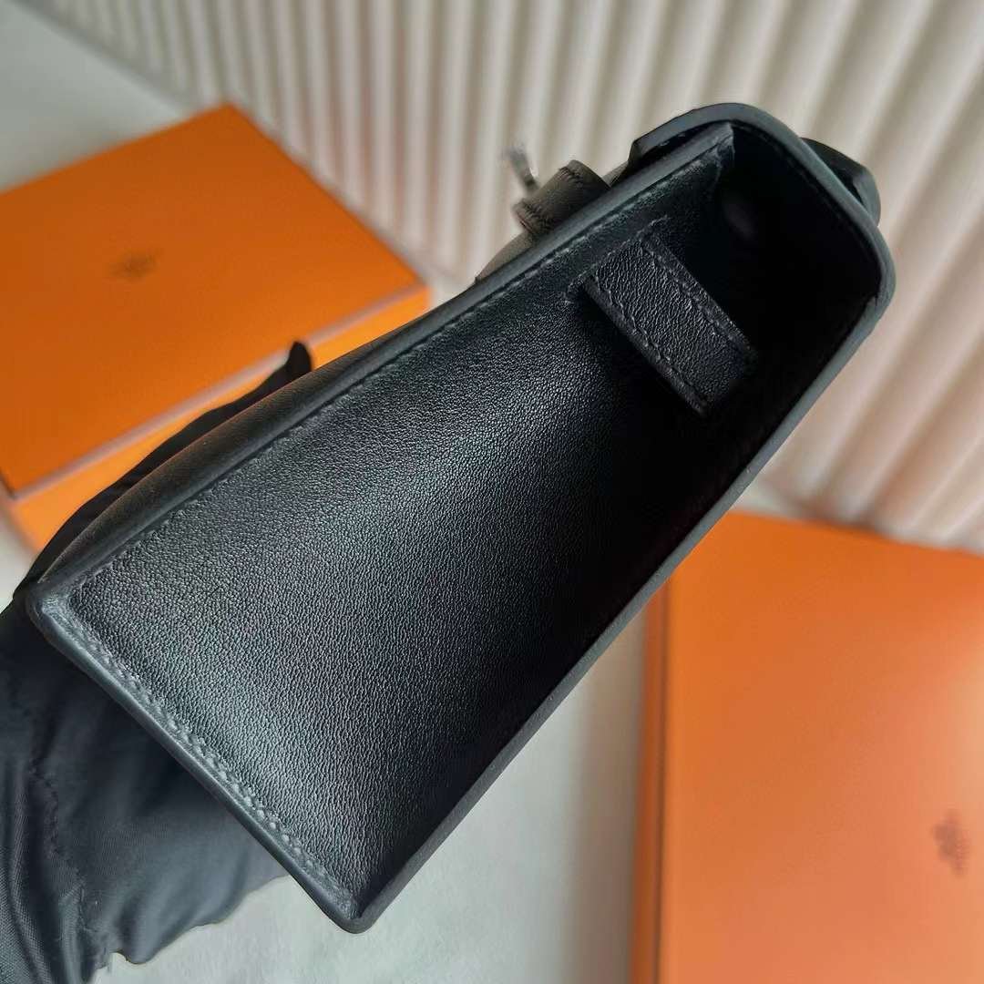 Kelly Pochette 22
