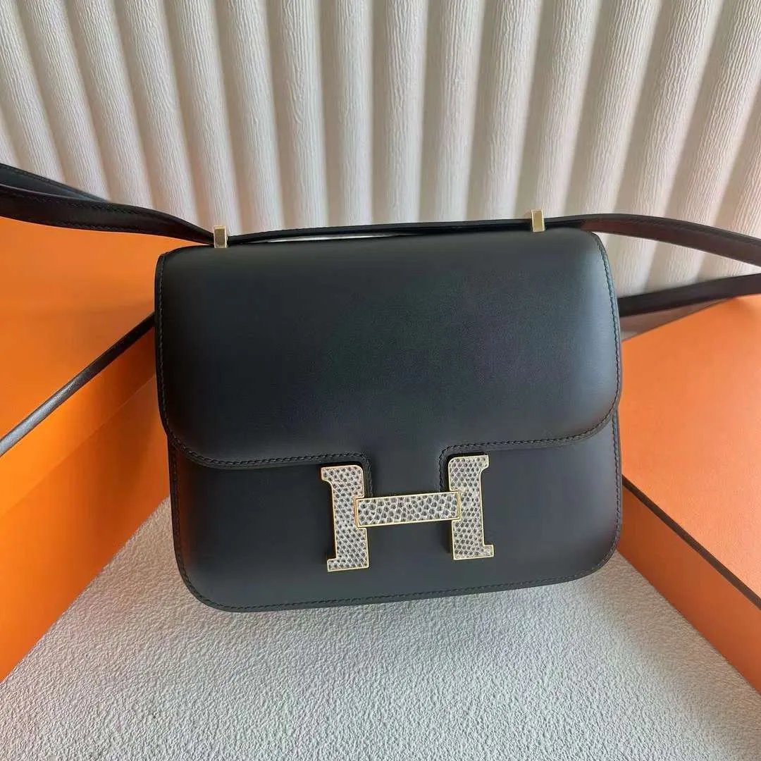 Kelly Pochette 22