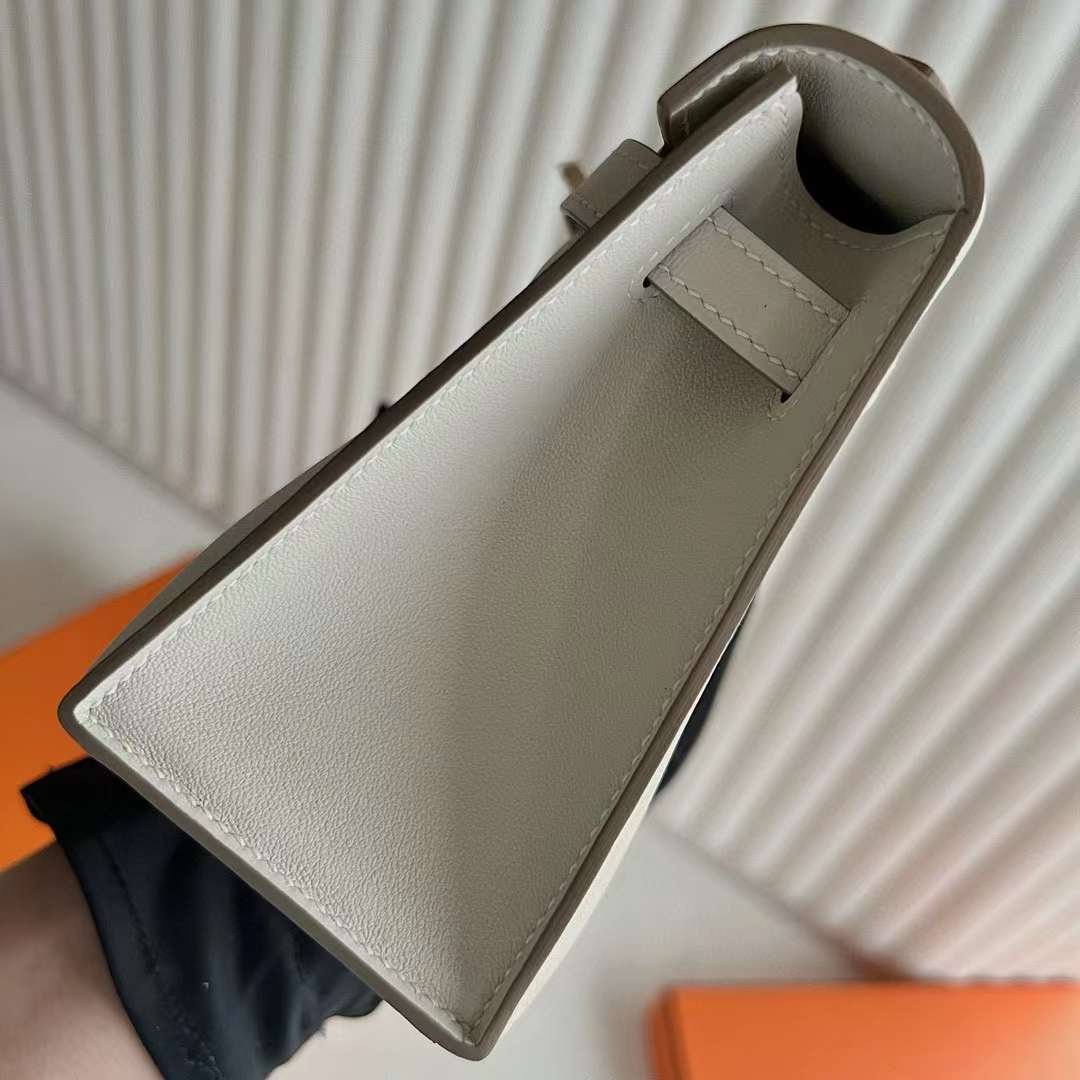 Kelly Pochette 22