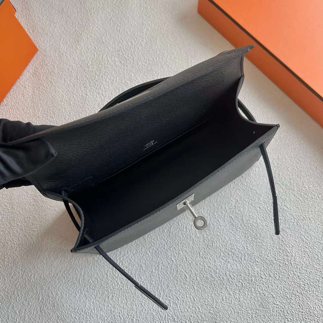 Kelly Pochette 22