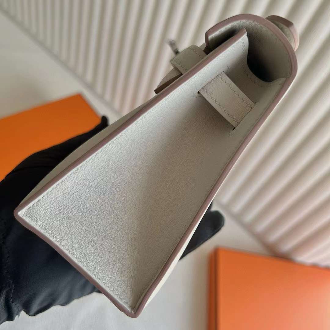 Kelly Pochette 22